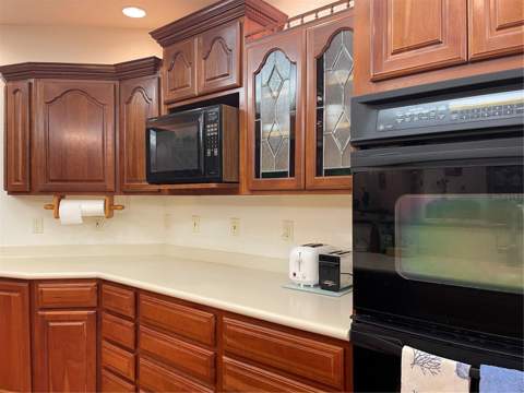 5422 Cyril Drive, Dade City FL - photo 10 of 99