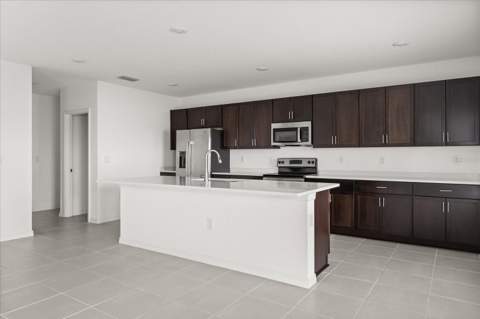 1138 Calico Pointe Circle, Groveland FL - photo 10 of 43