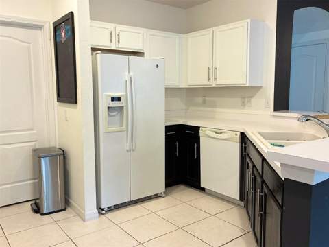 8026 Carriage Pointe Drive, Gibsonton FL - photo 24 of 70