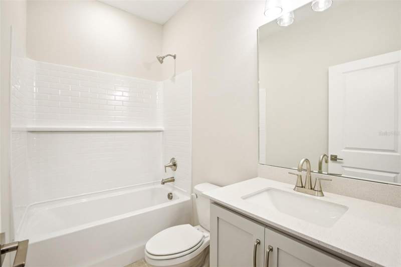 4 bedroom Single Family Residence at 5911 Fresh Flora Drive, Berry Bay Phase 6 Village T, Wimauma — photo 4