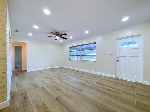 9813 51st Avenue, St Petersburg FL - photo 11 of 48