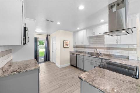 8011 26th Avenue, St Petersburg FL - photo 11 of 47