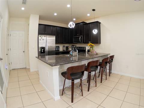 2451 Varenna Loop, Kissimmee FL - photo 11 of 38
