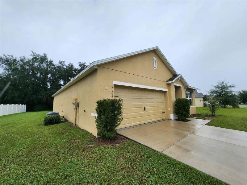 3 bedroom Single Family Residence at 2904 NE 42nd Road, Oak Hill Plantation Ph I, Ocala — photo 4