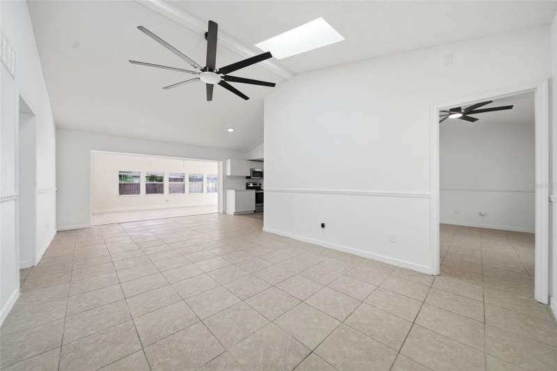3 bedroom Single Family Residence at 6113 BEAUMONT AVENUE, LAKE SPARLING HEIGHTS, ORLANDO — photo 3