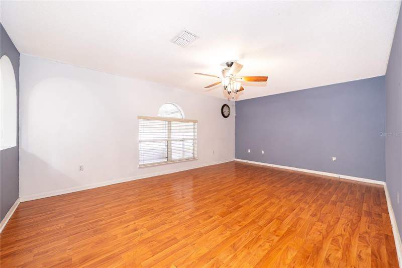4 bedroom Single Family Residence at 10409 LAXTON STREET, WETHERBEE LAKES SUB, ORLANDO — photo 3
