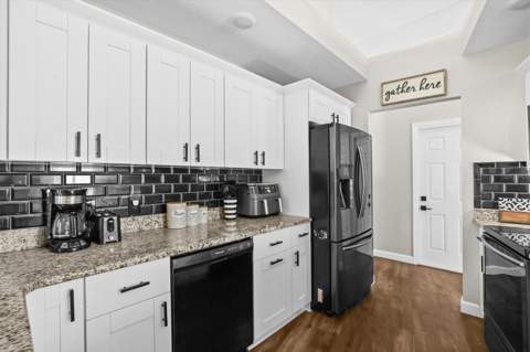 1049 Larkin Road, Spring Hill FL - photo 22 of 64