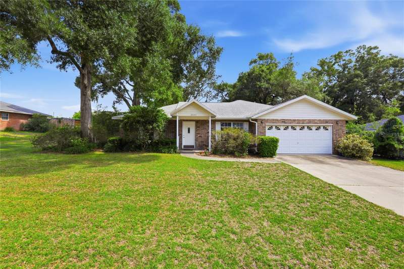 3 bedroom Single Family Residence at 25249 SW 18th Avenue, Replat Sylvania Terrace, Newberry — photo 2