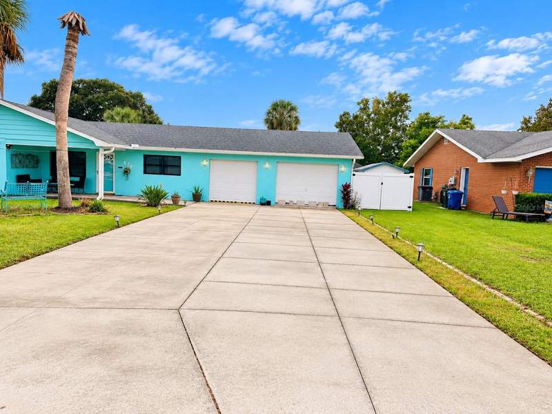 4 bedroom Single Family Residence at 625 E Cummings Street, Todhunter Estates, Lake Alfred — photo 2
