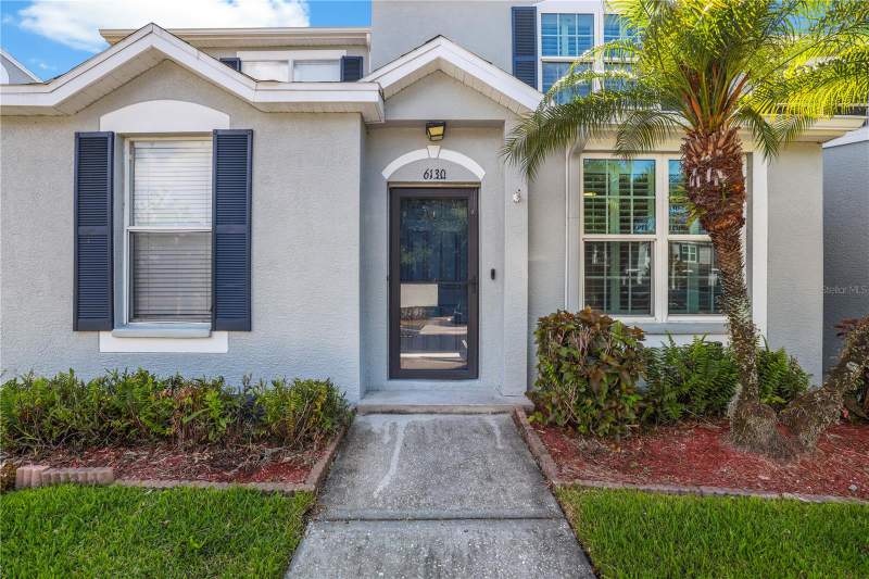 2 bedroom Townhouse at 6130 Osprey Lake Circle, Osprey Run Twnhms Ph 2, Riverview — photo 2