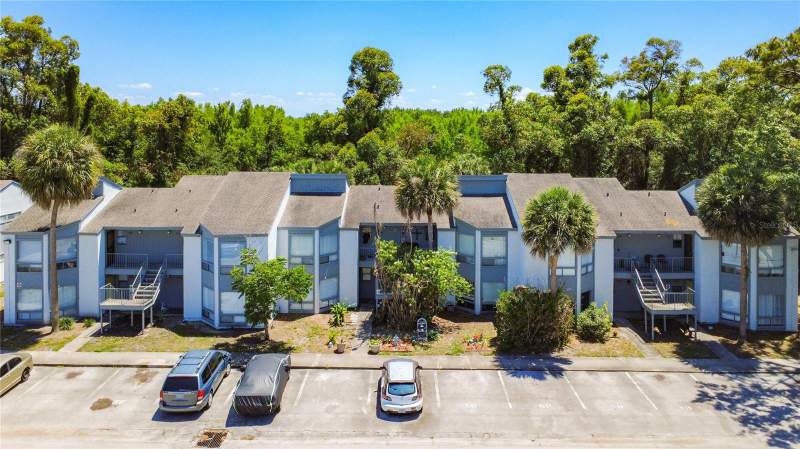 Lemon Tree Section 1 Condo Cb 3/141 Bldg 6 Unit ACondos for Sale in Orlando, FL