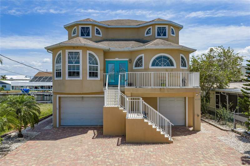 4 bedroom Single Family Residence at 4178 Des Prez Court, Hernando Beach, Hernando Beach — photo 3