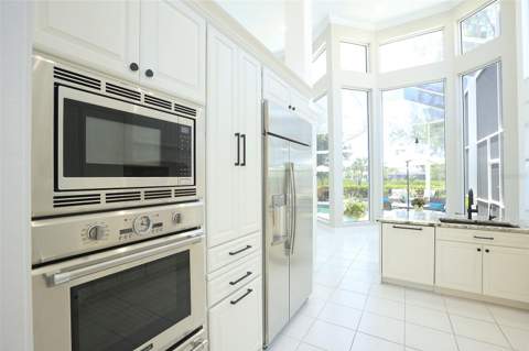 3527 Fair Oaks Lane, Longboat Key FL - photo 19 of 87