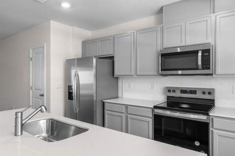 16510 Barbours Creek Way, Winter Garden FL - photo 6 of 27