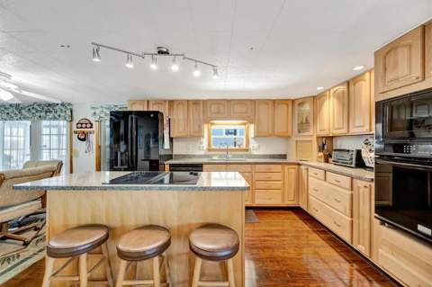 132 W Saint Lucia Loop, Apollo Beach FL - photo 12 of 55