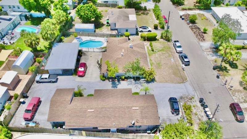 5 bedroom Condo - Hotel at 411 PLEASANT STREET, NORTH SHORE PARK, CLEARWATER — photo 1