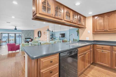 553 Haven Point Drive, Treasure Island FL - photo 12 of 42