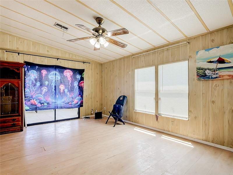 2 bedroom Manufactured Home at 2614 Mc Daniel Drive, Broadmoor, Kissimmee — photo 5