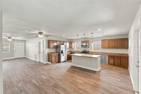 4280 70th Avenue, Pinellas Park FL - photo 10 of 33