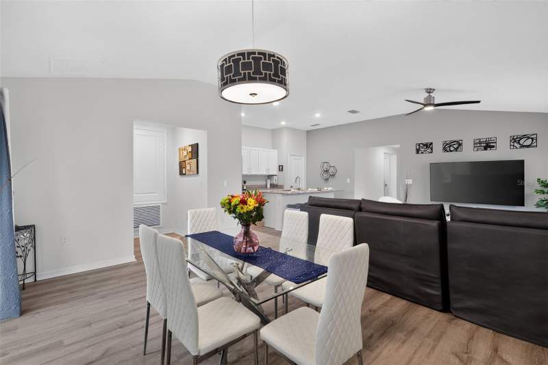 4 bedroom Single Family Residence at 9181 OSCRAFT DRIVE, BELLAVIVA PH 2, DAVENPORT — photo 4
