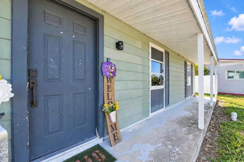 3 bedroom Single Family Residence at 21307 Austin Avenue, Port Charlotte Sec 76, Port Charlotte — photo 2