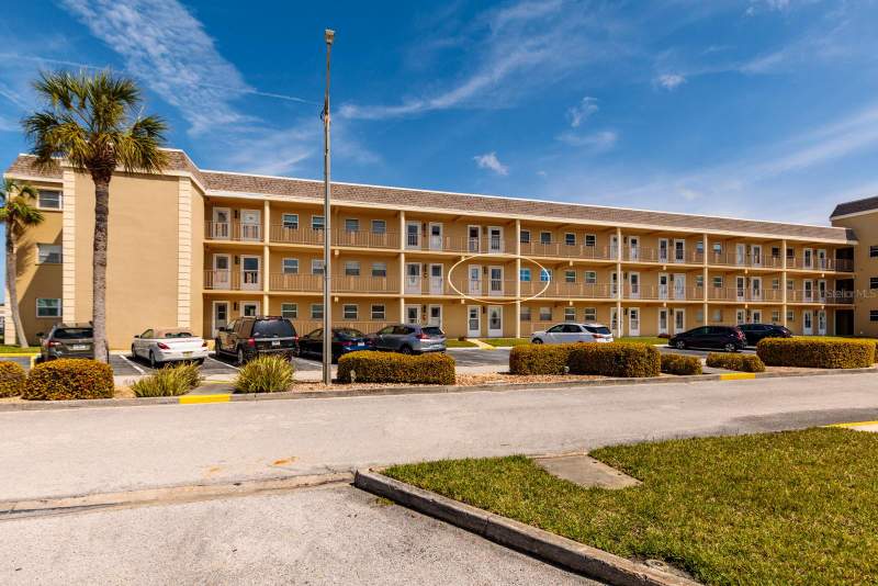 2 bedroom Condominium at 1 Boca Ciega Point Boulevard #206, Boca Ciega Point Boating Community, St Petersburg — photo 2