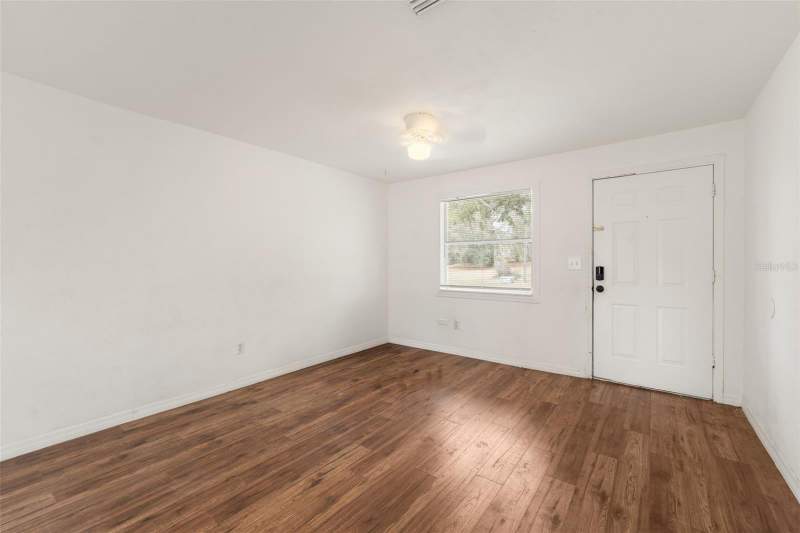 3 bedroom Single Family Residence at 1911 SE 14th Avenue, Lincoln Estates 4th Add, Gainesville — photo 5