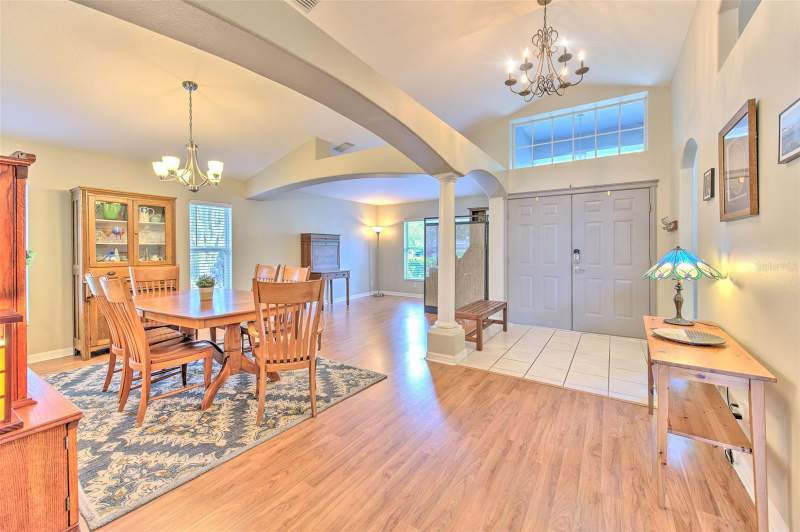 4 bedroom Single Family Residence at 5847 Heronrise Crescent Drive, Fishhawk Ranch Ph 2 Prcl, Lithia — photo 4