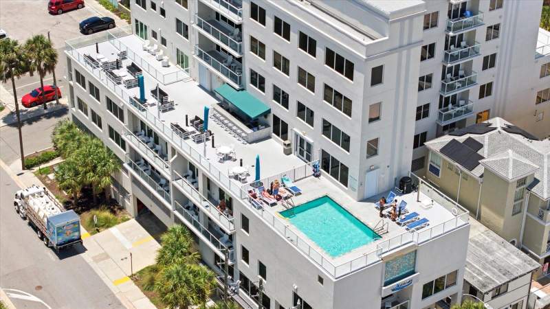 3 bedroom Condo - Hotel at 24 Avalon Street #405, Avalon Club Resort Condo, Clearwater Beach — photo 2