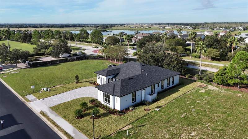5 bedroom Single Family Residence at 151 Blazing Star Avenue, Water Ridge Sub, Lake Alfred — photo 5