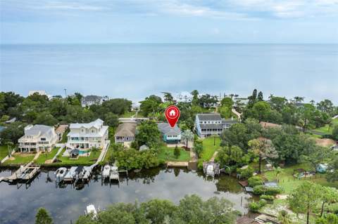 2030 Gulfview Drive, Holiday FL - photo 11 of 77