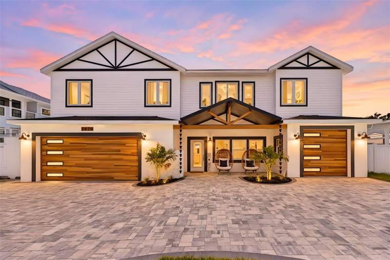 7870 CAUSEWAY BOULEVARD home for sale in South Cswy Isle