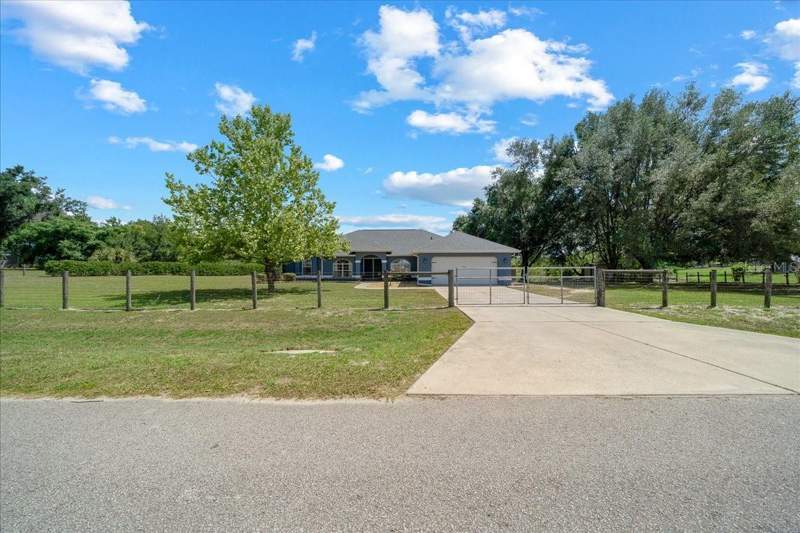 3 bedroom Single Family Residence at 11985 SE 123rd Avenue, Hamany Acres Un 01 Tr 02, Ocklawaha — photo 2