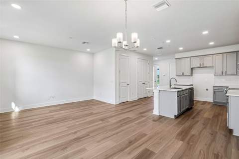 31850 Clover Fin Court, Wesley Chapel FL - photo 9 of 40