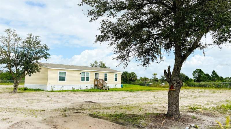 3 bedroom Manufactured Home at 16161 NW 276TH STREET, SOUTHERN COLONIZATION, OKEECHOBEE — photo 1