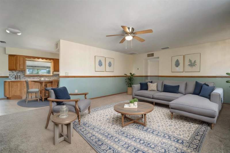 2 bedroom Single Family Residence at 609 Fox Hills Drive, Del Webbs Sun City Florida Un, Sun City Center — photo 3