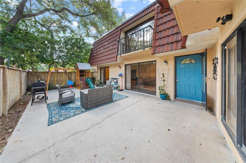 3 bedroom Townhouse at 680 1st Court, Wedge Wood Of Palm Harbor, Palm Harbor — photo 2