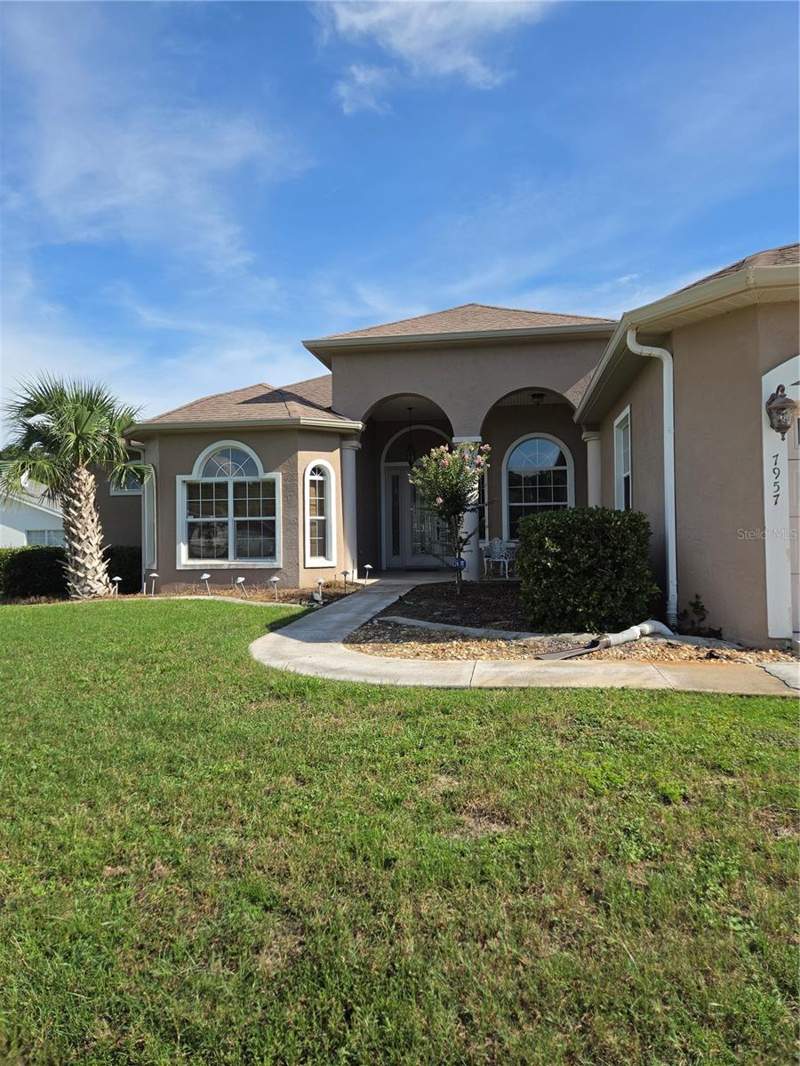 4 bedroom Single Family Residence at 7957 SW 103rd Loop, Hidden Lake Unit IV, Ocala — photo 3