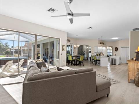 9182 Tarleton Circle, Weeki Wachee FL - photo 10 of 23
