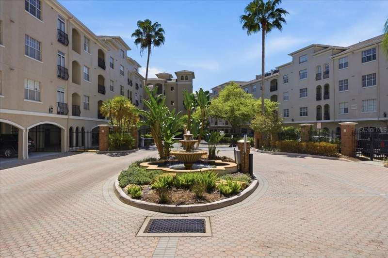 2 bedroom Condominium at 501 Knights Run Avenue #1320, Harbour Place City Homes A Con, Tampa — photo 3