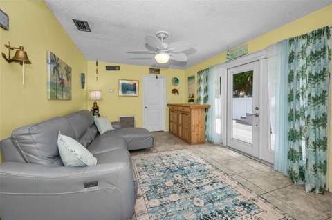 505 Whispering Oak Drive, Tarpon Springs FL - photo 22 of 98