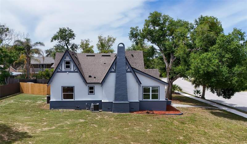 4 bedroom Single Family Residence at 1326 East Avenue, Clermont Sunnyside Unit, Clermont — photo 4
