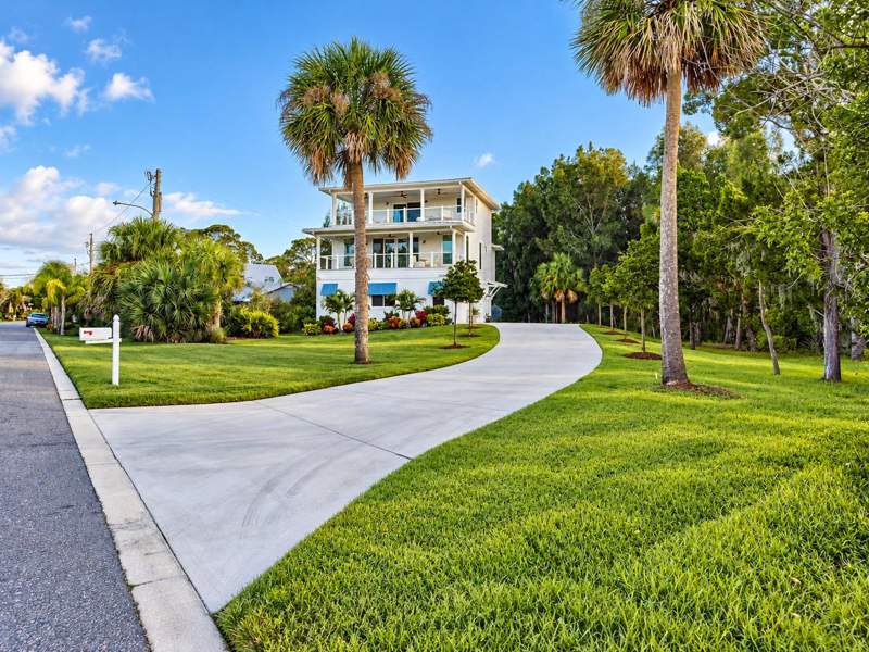 3 bedroom Single Family Residence at 2795 Sunset Drive, Turnbull Shores Lts 01-99 Inc, New Smyrna Beach — photo 3