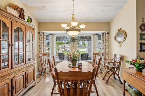 213 N Brockfield Drive, Sun City Center FL - photo 15 of 81