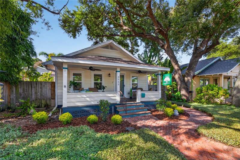 4 bedroom Single Family Residence at 2545 2nd Avenue, Halls Central Ave 1, St Petersburg — photo 4