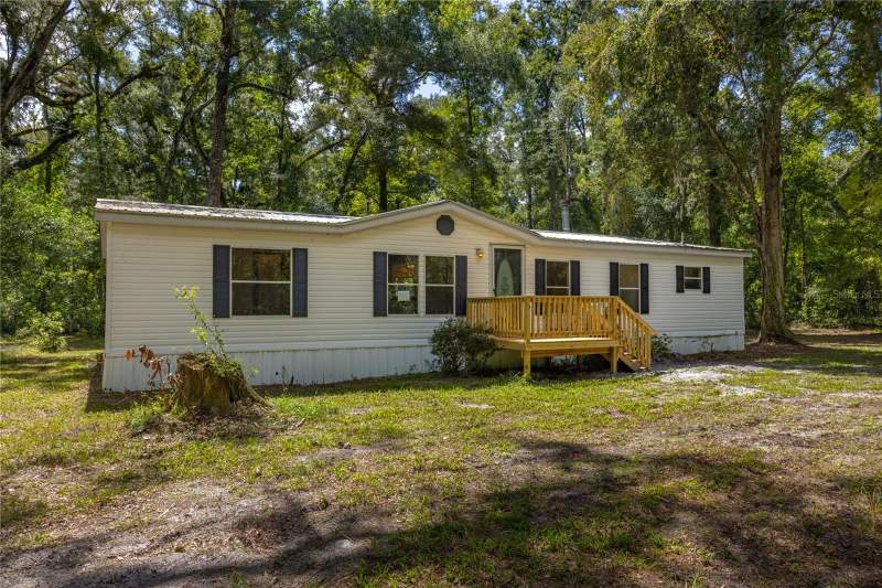 3 bedroom Single Family Residence at 551 NE 354th Avenue, Old Town, Old Town — photo 4
