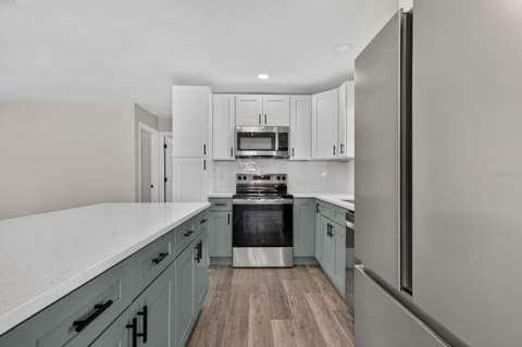 1002 Winchester Court, Brandon FL - photo 12 of 55