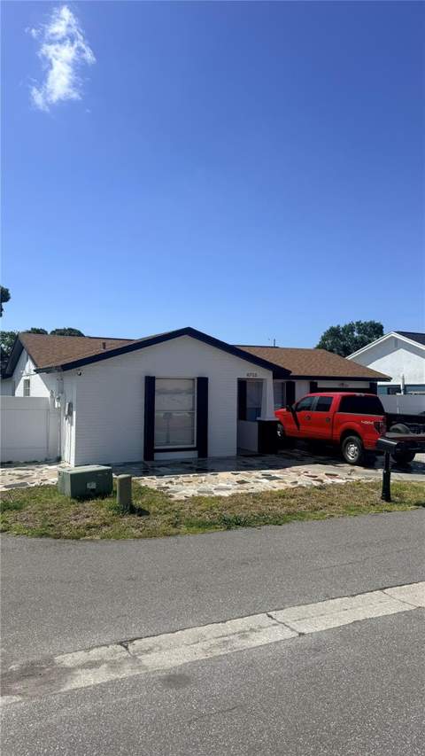 6713 Willow Spring Court, Tampa FL - photo 18 of 40