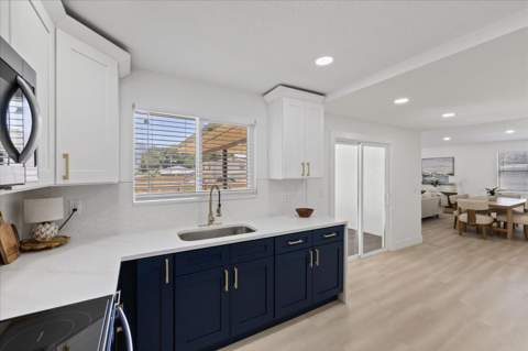 6403 Elliot Drive, Tampa FL - photo 9 of 45