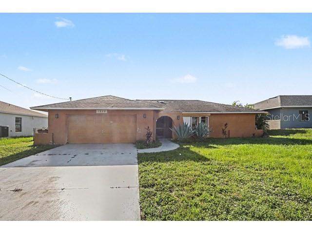 3 bedroom Single Family Residence at 1219 NE 14th Place, Cape Coral, Cape Coral — photo 2